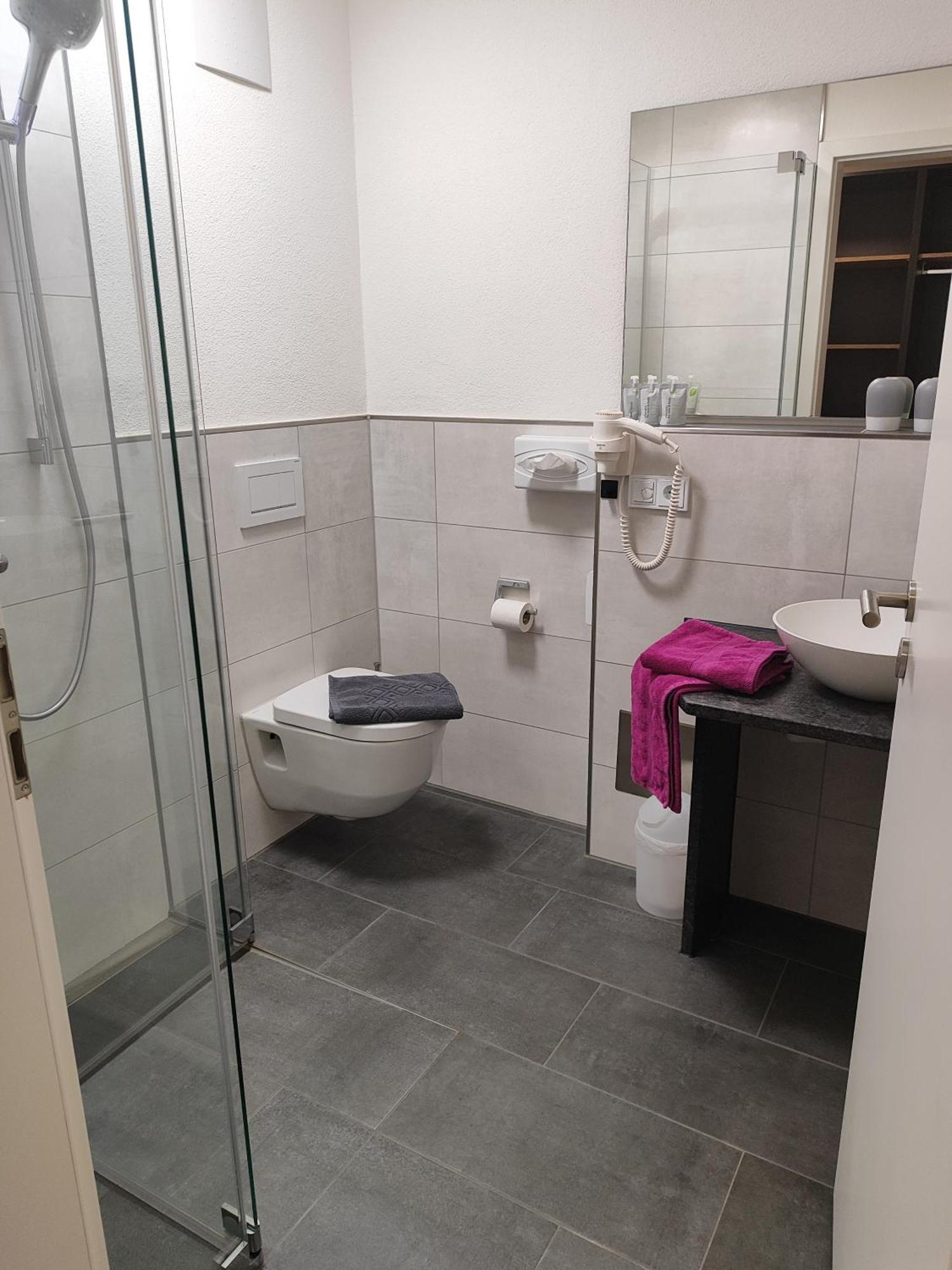 Hotel Gaestehaus Stock Zimmer Kaffeesaeckle ฟรีดริชส์ฮาเฟน ภายนอก รูปภาพ