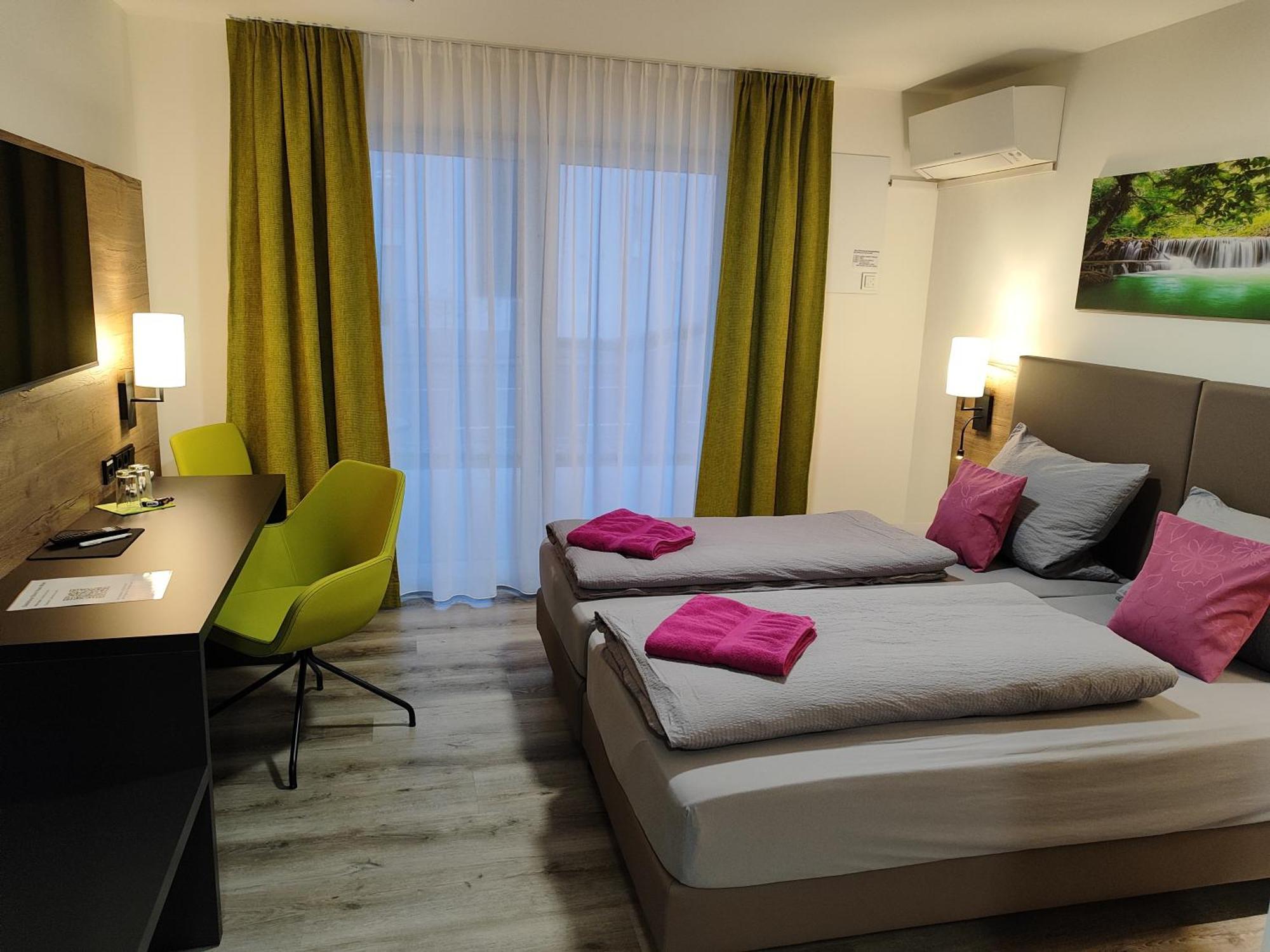 Hotel Gaestehaus Stock Zimmer Kaffeesaeckle ฟรีดริชส์ฮาเฟน ภายนอก รูปภาพ