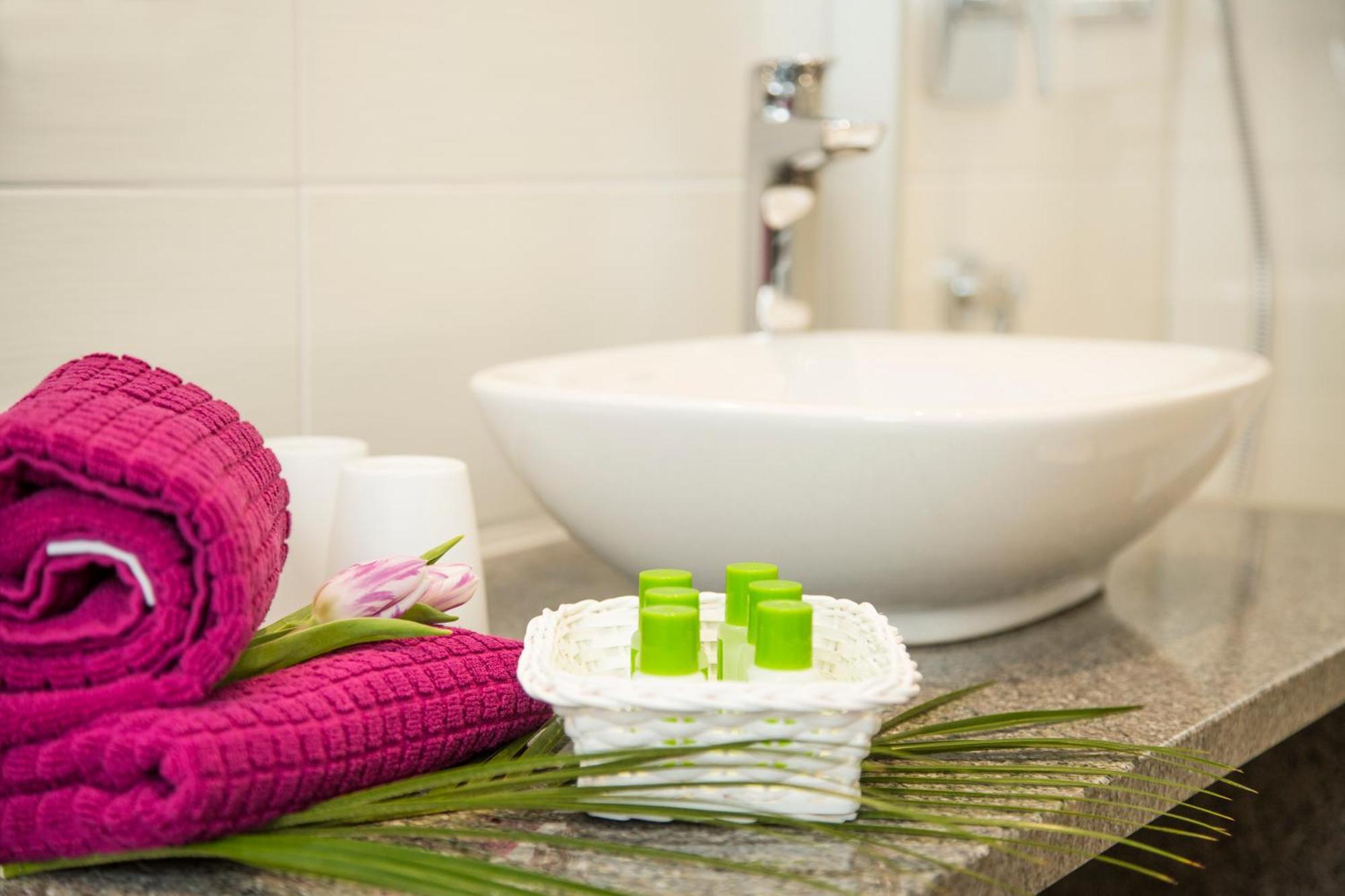 Hotel Gaestehaus Stock Zimmer Kaffeesaeckle ฟรีดริชส์ฮาเฟน ภายนอก รูปภาพ